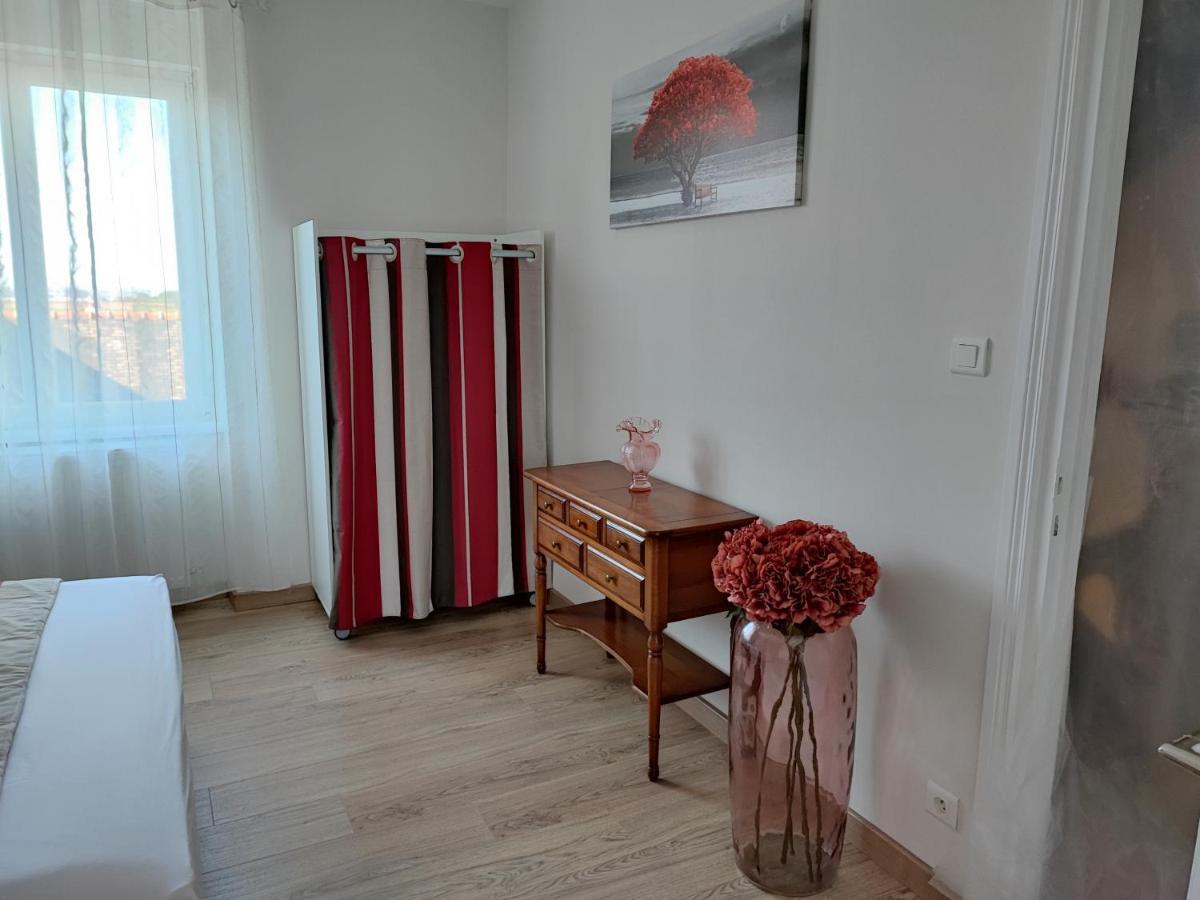 Chambres D'Hotes "Les Hauts Vents" Сен-Поль-де-Леон Экстерьер фото