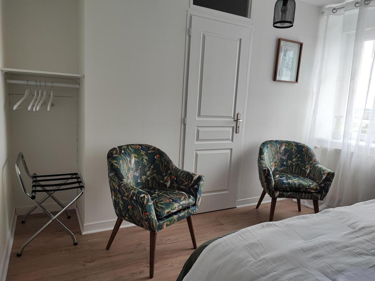 Chambres D'Hotes "Les Hauts Vents" Сен-Поль-де-Леон Экстерьер фото